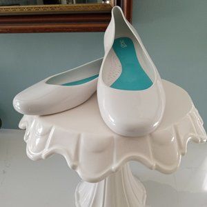 OKA.b Taylor Shiny Ballet Flats size 10  ( NWOT )